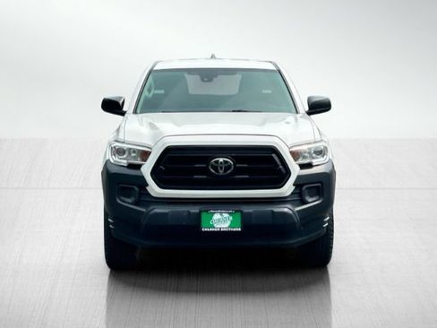 Used 2020 Toyota Tacoma SR AWD/4WD image 2
