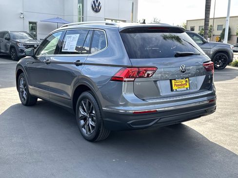 Certified 2023 Volkswagen Tiguan SE image 3