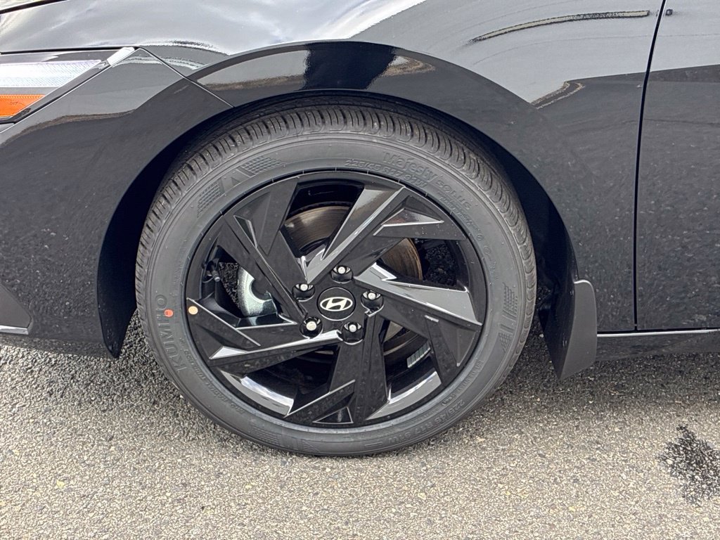 New 2026 Hyundai Elantra SEL Sport FWD image 41