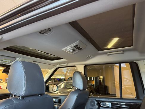 Used 2016 Land Rover LR4 HSE LUX AWD/4WD image 35