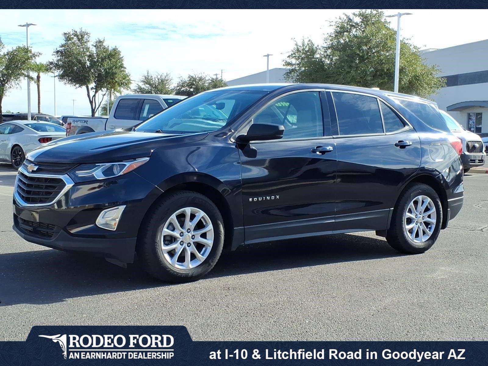 Used 2020 Chevrolet Equinox LS w/ LS Convenience Package FWD image 1