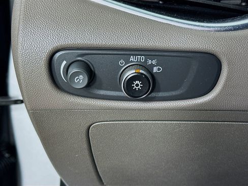 Used 2018 Chevrolet Malibu LT image 10