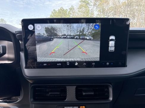 New 2025 Ford Maverick XLT w/ Black Appearance Package AWD/4WD image 18