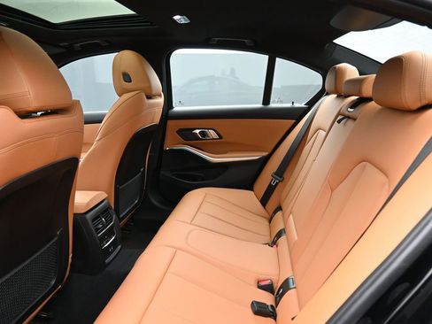 Used 2023 BMW 330i xDrive Sedan w/ Premium Package image 19