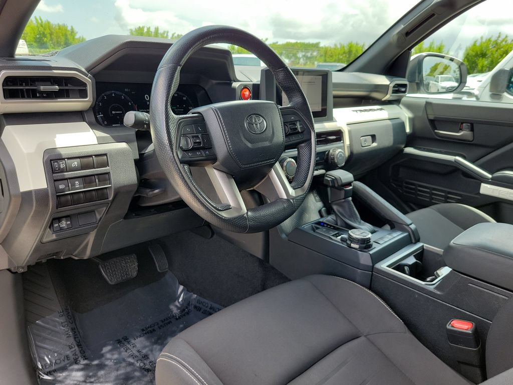 Used 2024 Toyota Tacoma TRD Off-Road AWD/4WD image 9