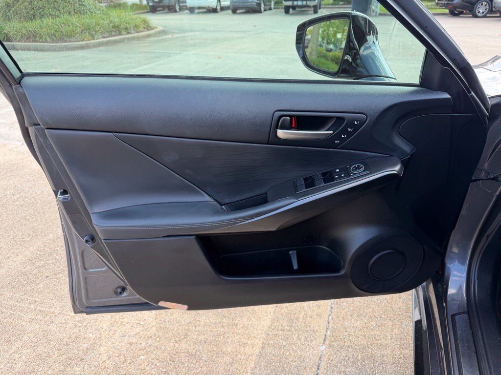 Used 2023 Lexus IS 350 F Sport w/ Navigation Package RWD image 10