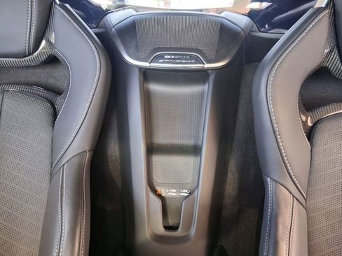 Used 2025 Chevrolet Corvette Stingray Preferred Cpe w/ Z51 Performance Package RWD image 25