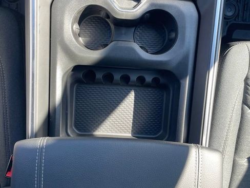 New 2026 RAM 1500 Big Horn AWD/4WD image 19