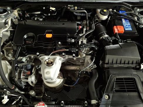 Used 2023 Honda Civic Sport image 28