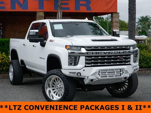 Used 2020 Chevrolet Silverado 2500 LTZ w/ LTZ Convenience Package image 2