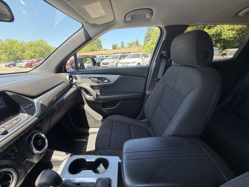 Used 2020 Chevrolet Blazer LT w/ LPO, Floor Liner Package FWD image 18