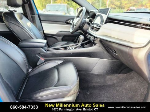 Used 2024 Jeep Compass Limited image 11