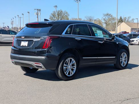 Certified 2023 Cadillac XT5 Premium Luxury w/ LPO, Floor Liner Package image 5