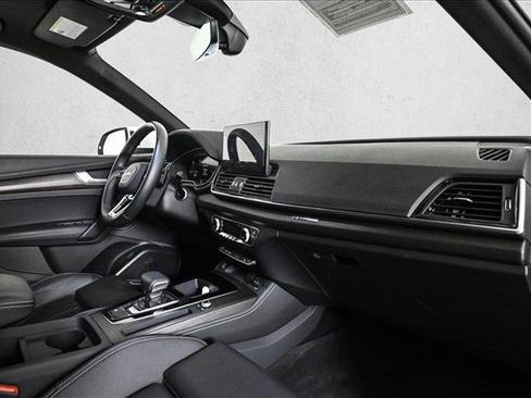 Certified 2024 Audi Q5 2.0T Premium Plus w/ Premium Plus Package image 23