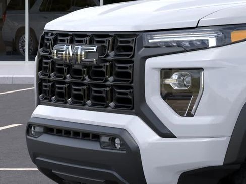 New 2026 GMC Canyon Elevation w/ Convenience Package RWD image 13