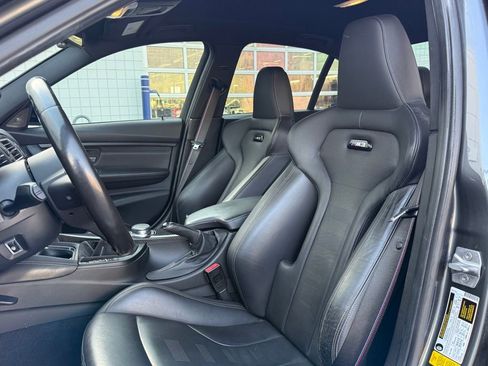 Used 2018 BMW M3 image 19