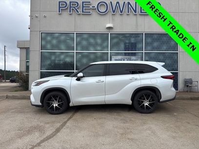 Used 2022 Toyota Highlander L