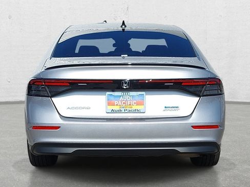 Used 2024 Honda Accord Sport image 6