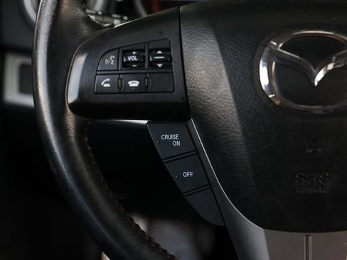 Used 2013 MAZDA MAZDA3 Touring FWD image 29