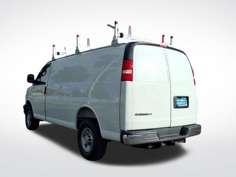 New 2026 Chevrolet Express 2500 RWD image 5