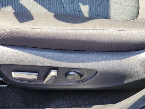 Certified 2025 Toyota RAV4 XLE AWD/4WD image 20