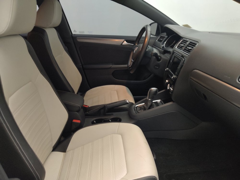 Used 2016 Volkswagen Jetta Sport FWD image 21
