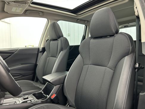 Used 2023 Subaru Forester Premium image 23