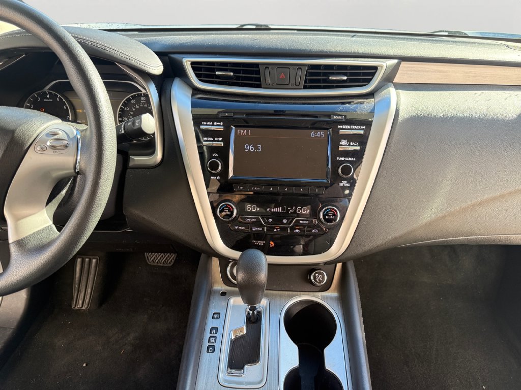 Used 2017 Nissan Murano S AWD/4WD image 14