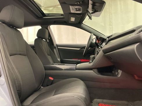 Used 2019 Honda Civic EX image 9