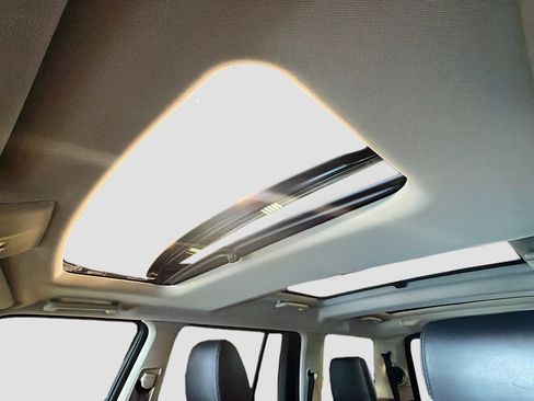 Used 2012 Land Rover LR4 HSE LUX image 26