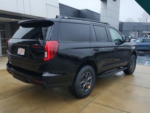 New 2025 Ford Expedition Tremor image 8
