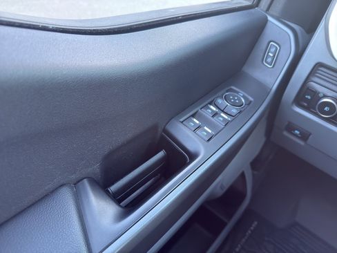 Used 2025 Ford F250 XLT image 12