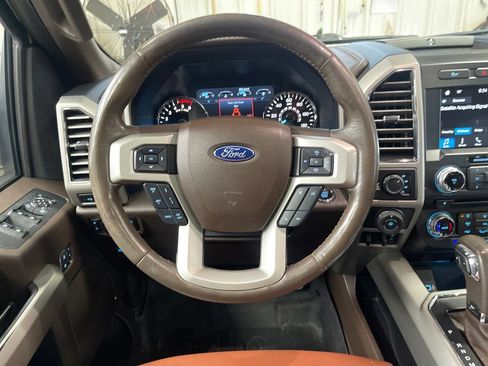 Used 2018 Ford F150 King Ranch w/ Equipment Group 601A Luxury AWD/4WD image 17