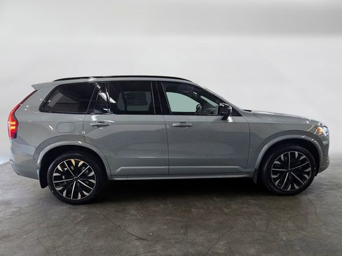 New 2026 Volvo XC90 T8 Ultra w/ Lounge Package image 4