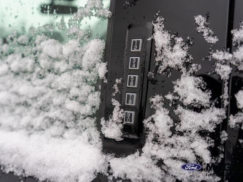 Used 2024 Ford F150 XLT image 14