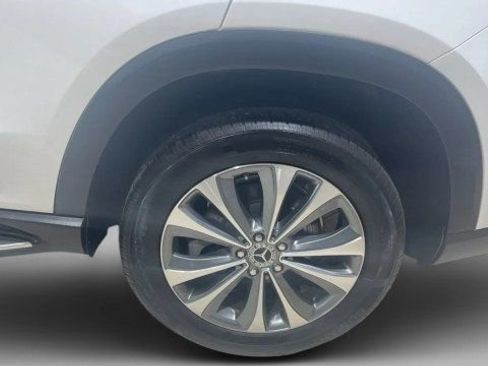 Used 2020 Mercedes-Benz GLE 350 w/ Premium Package image 19