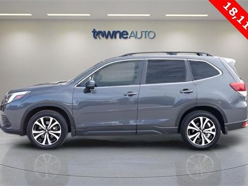 Used 2023 Subaru Forester Limited image 2