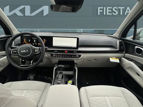 New 2025 Kia Sorento EX w/ Panoramic Sunroof Package image 13