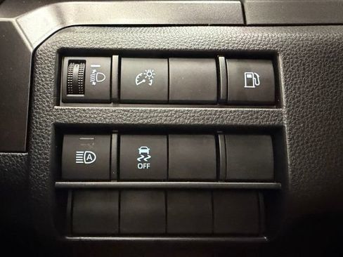 New 2026 Toyota 4Runner SR5 AWD/4WD image 57