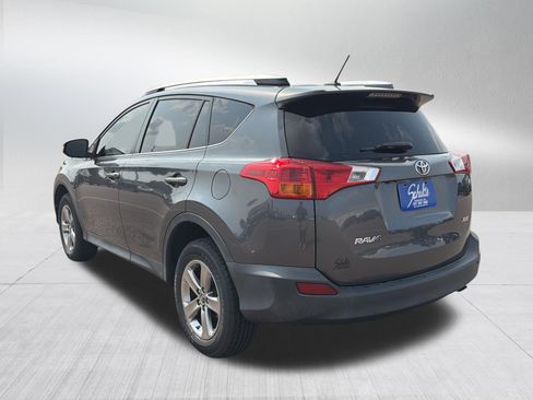 Used 2015 Toyota RAV4 XLE FWD image 5