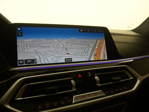 Used 2021 BMW X7 xDrive40i w/ M Sport Package image 25