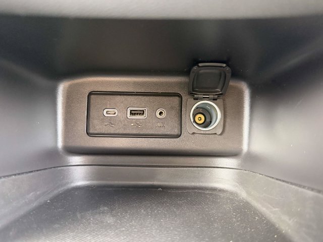 Certified 2024 Chevrolet Equinox LT FWD image 48