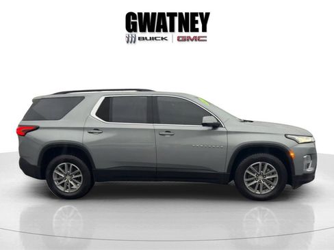 Used 2023 Chevrolet Traverse LT image 7