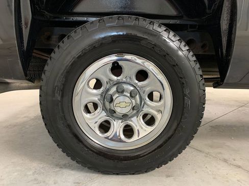 Used 2011 Chevrolet Silverado 1500 W/T w/ LS Package AWD/4WD image 9