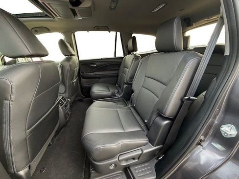 Used 2022 Honda Pilot Touring image 24
