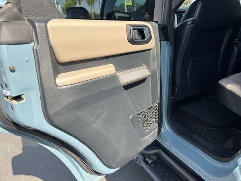 Used 2022 Ford Bronco Wildtrak image 21