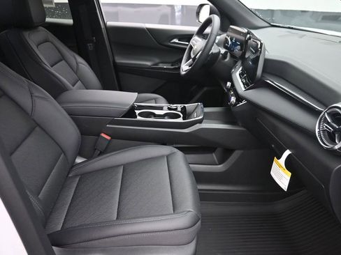 New 2026 Chevrolet Equinox LT AWD/4WD image 7