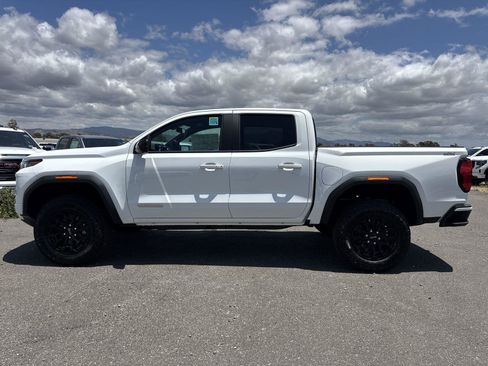New 2026 GMC Canyon Elevation w/ Technology Package AWD/4WD image 5