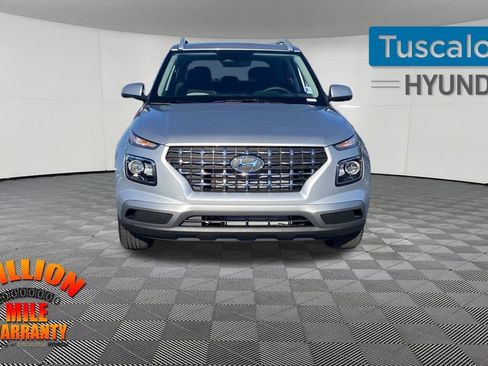 New 2026 Hyundai Venue SEL image 2