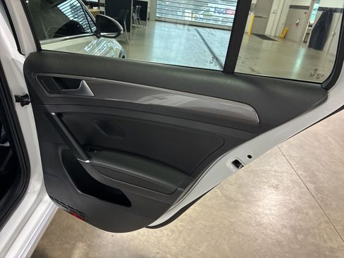 Used 2019 Volkswagen Golf Alltrack SEL AWD/4WD image 19